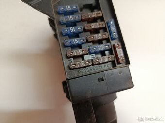 vypinac svetiel mercedes e 2105450104 40€ - 4