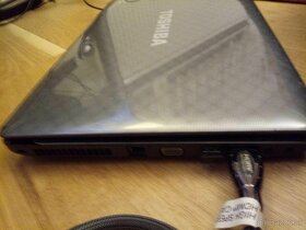 Predám používaný notebook Toshiba Satellite L750-16Z - 4