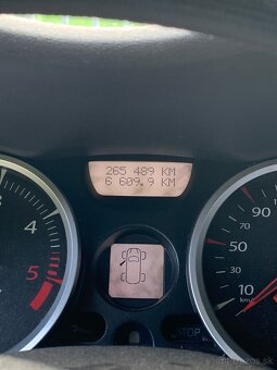 Renault Megane 1.5DCI - 4