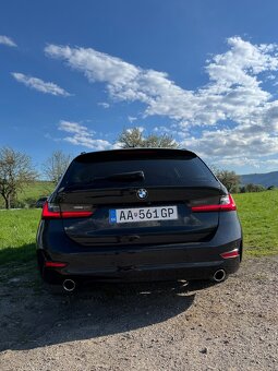 BMW 320D G21 - 4