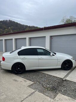 BMW e90 320d automat - 4