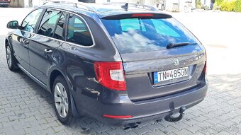 Škoda superb 2011 2.0 Diesel - 4