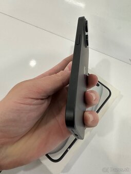Apple iPhone 15 Black 128gb - 4