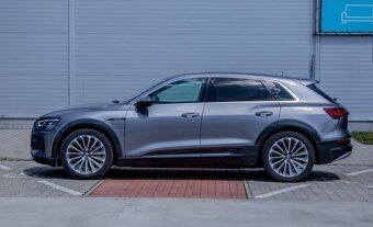Audi e-tron 55 Advanced - 4