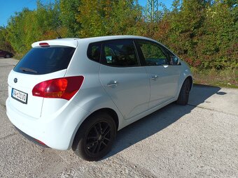 Kia Venga - 4