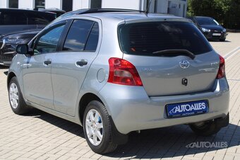 Toyota Yaris 1,0 VVT-i 51 kW BASE - COOL - 4