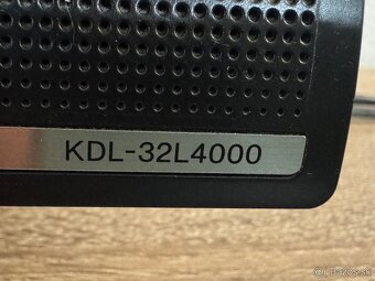 Televízor Sony KDL-32L4000 - 4