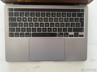 MacBook Pro 13” (2020, Intel i5, 16 GB RAM, 256 GB SSD) - 4
