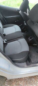 Peugeot 206 - 4