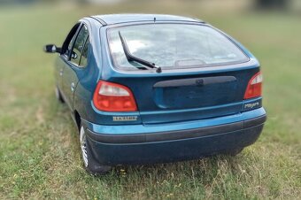 Renault Megane 1,4 - 4
