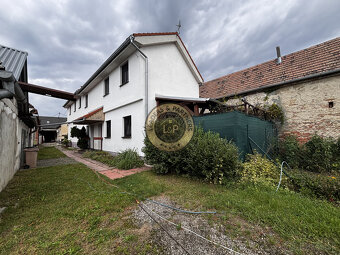 Rodinný dom s 2 bytovými jednotkami NA PREDAJ, VAJNORY - 4