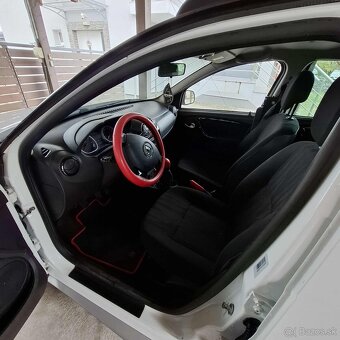 Dacia Duster 1,6 zdvihák ZŤP - 4