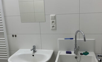 Atraktívne obchodné priestory - 72 m2 - pri Auparku - 4