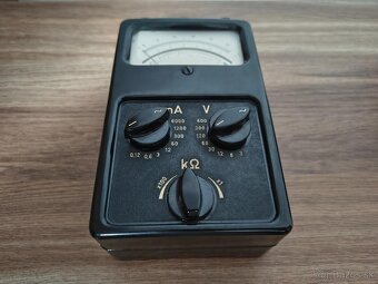 legendárny analógový multimeter M​etra B​lansko DU10 AVOmet - 4