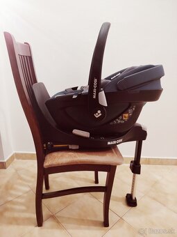 Maxi Cosi Pebble 360 + Family fix - 4