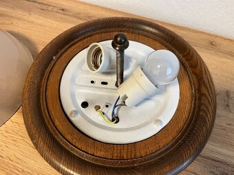 Predam stropnicu , lampa na stenu - 4