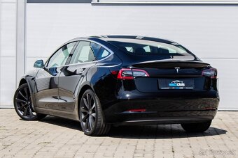 Tesla Model 3 Dual Motor Performance - 4