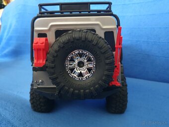 RC model Land Rover 4WD Crawler Pioneer 1:10 - 4