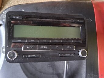 Predam autoradia - 4