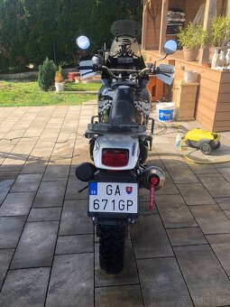 Honda Africa Twin 750,RD07 - 4