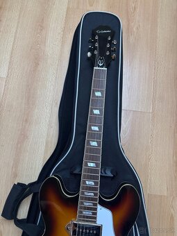 Epiphone Casino Vintage Sunburst Semiakustická gitara - 4