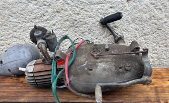 Motor jawa 550 555 05 - 4