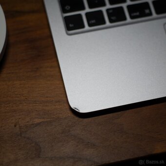 MacBook Air 11’ Mid 2013 - i5, 128GB SSD, 4GB RAM - 4