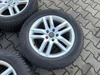 245/55/19 Nokian VW Toareg 5x130 - 4