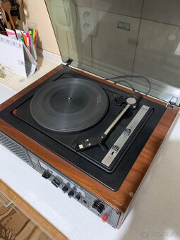 Gramoradio Duo 1038 A Tesla - 4