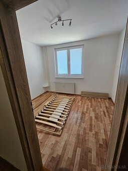 Prenajom 3 izbovy byt - 4