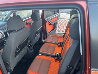Volkswagen Touran 2.0 TDI cross - 4