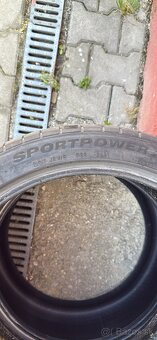 Predám 245/40r20 - 4