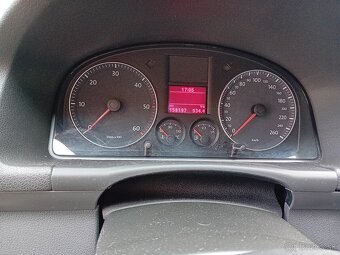 VW Touran - 4