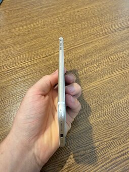 iPhone 7 Plus 128GB Gold - 4