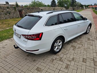 ŠKODA SUPERB COMBI III 1.6 TDI DSG KAMERA ŤAŽNÉ KESSY 2016 - 4