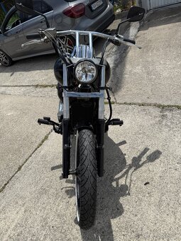 Kawasaki VN 900 - 4