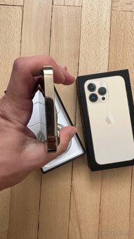 Apple iPhone 13 Pro 128GB 77% Batérie - 4