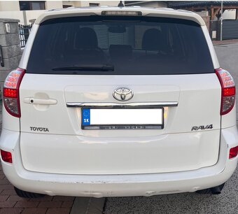 Toyota RAV4 2.2l D-CAT A/T 4WD - 4