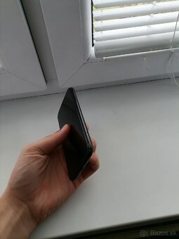 IPhone XR - 4