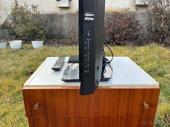 Televízor SONY Bravia KDL-32V5800. - 4
