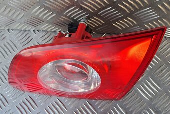 ZADNÉ SVETLO - VW PASSAT B6 VARIANT - 4