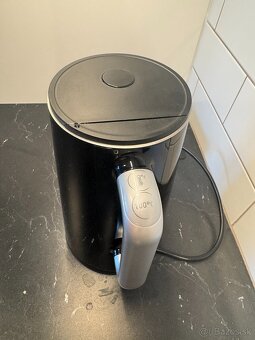 Rýchlovarná kanvica TEFAL 1.7 litrová - 4