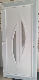 PLASTOVÉ VCHODOVÉ DVERE BIELE 980mm.x2080mm. - 4