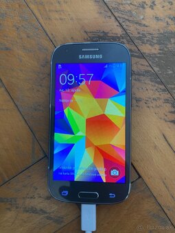 Predám  mobilné telefóny Samsung - 4
