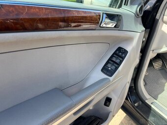 Predám Mercedes ML 350 benzín A/T - 4