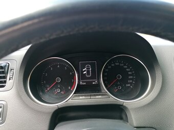 Predám VW Polo 1,2 TSI 81kW, 2016,97000km - 4