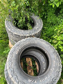 255/70 r16 - 4