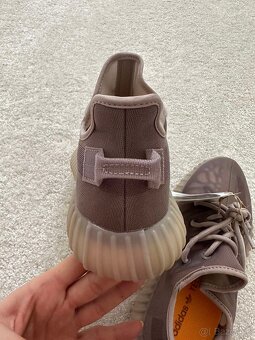 Yeezy Boost 350 V2 Mono Mist - 4
