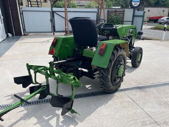 Predám malo traktor domácej výroby+oboravač/vlečka/pluch - 4