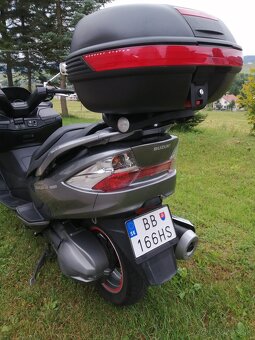 Suzuki Burgman AN 400 - 4